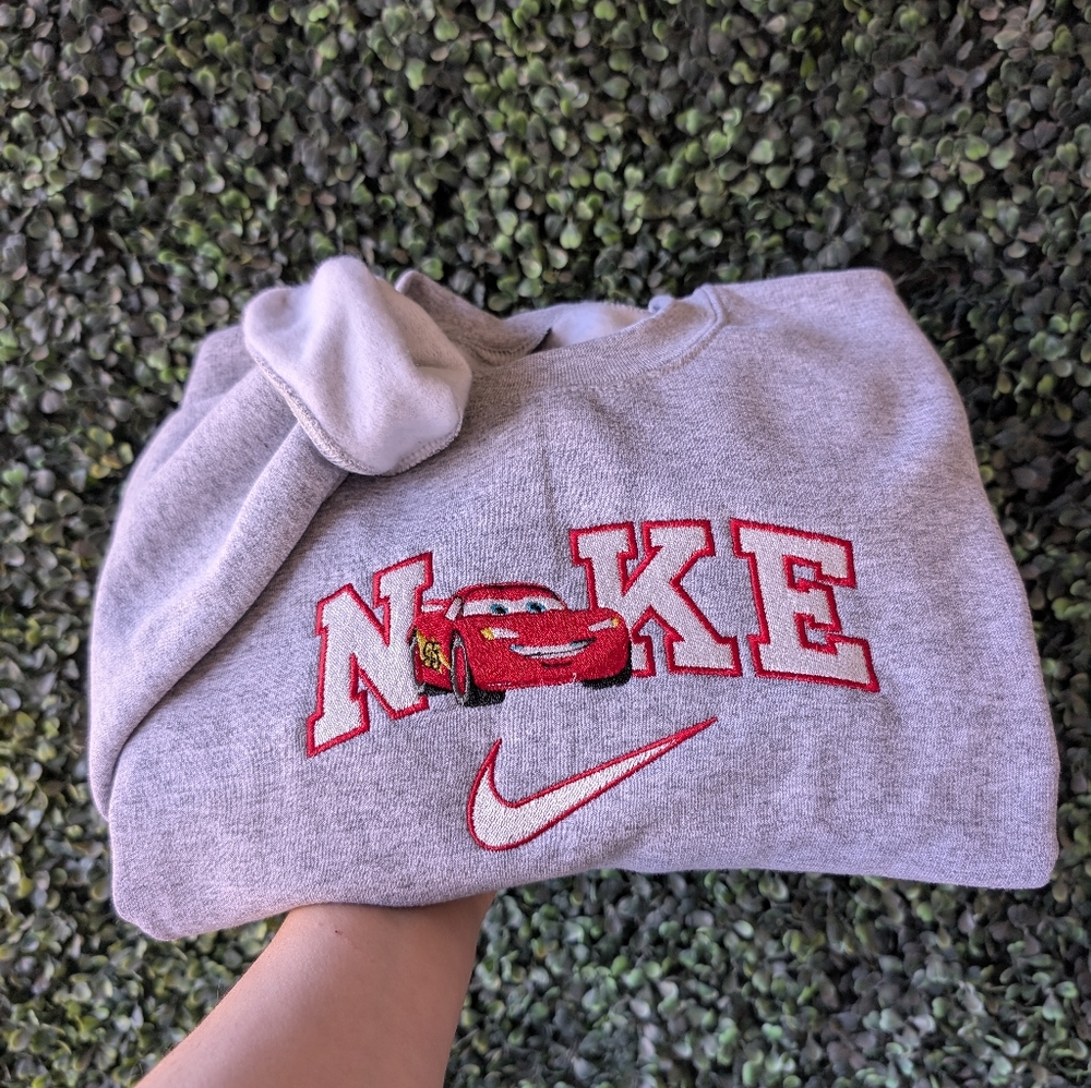 Cars embroidery sweatshirt